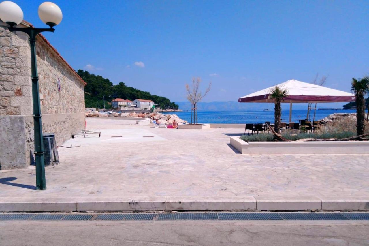 Apartments With A Parking Space Jelsa, Hvar - 8713 Jelsa  Exterior foto