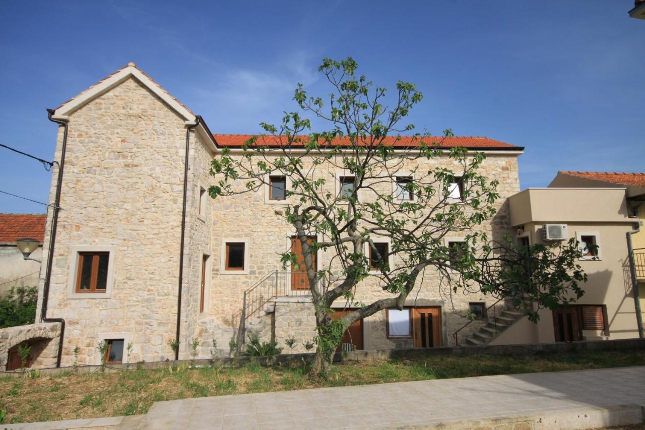 Apartments With A Parking Space Jelsa, Hvar - 8713 Jelsa  Exterior foto